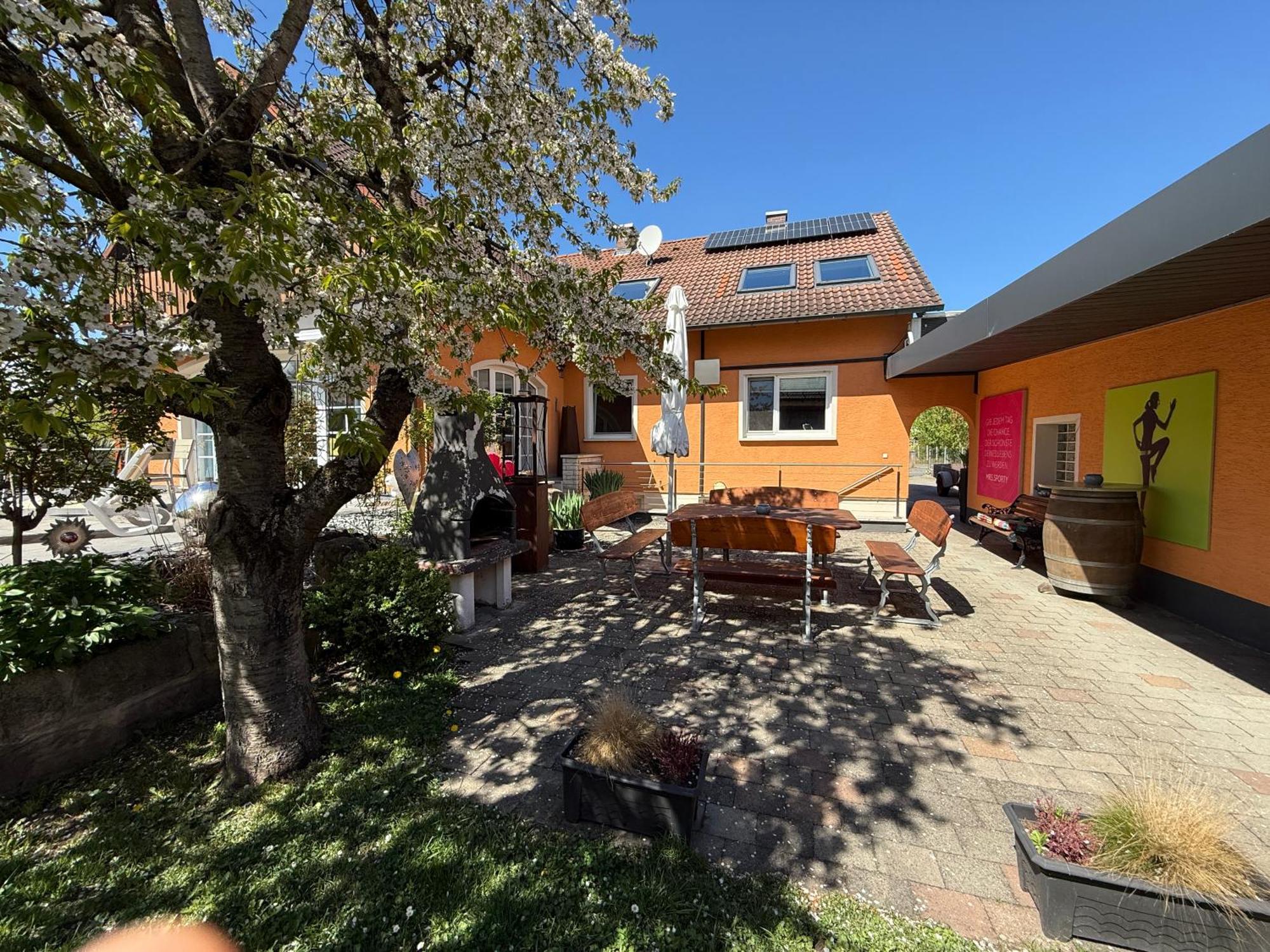 B&B'S Im Aischgrund Adelsdorf Eksteriør bilde